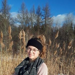 Meet your Posher, Cloé